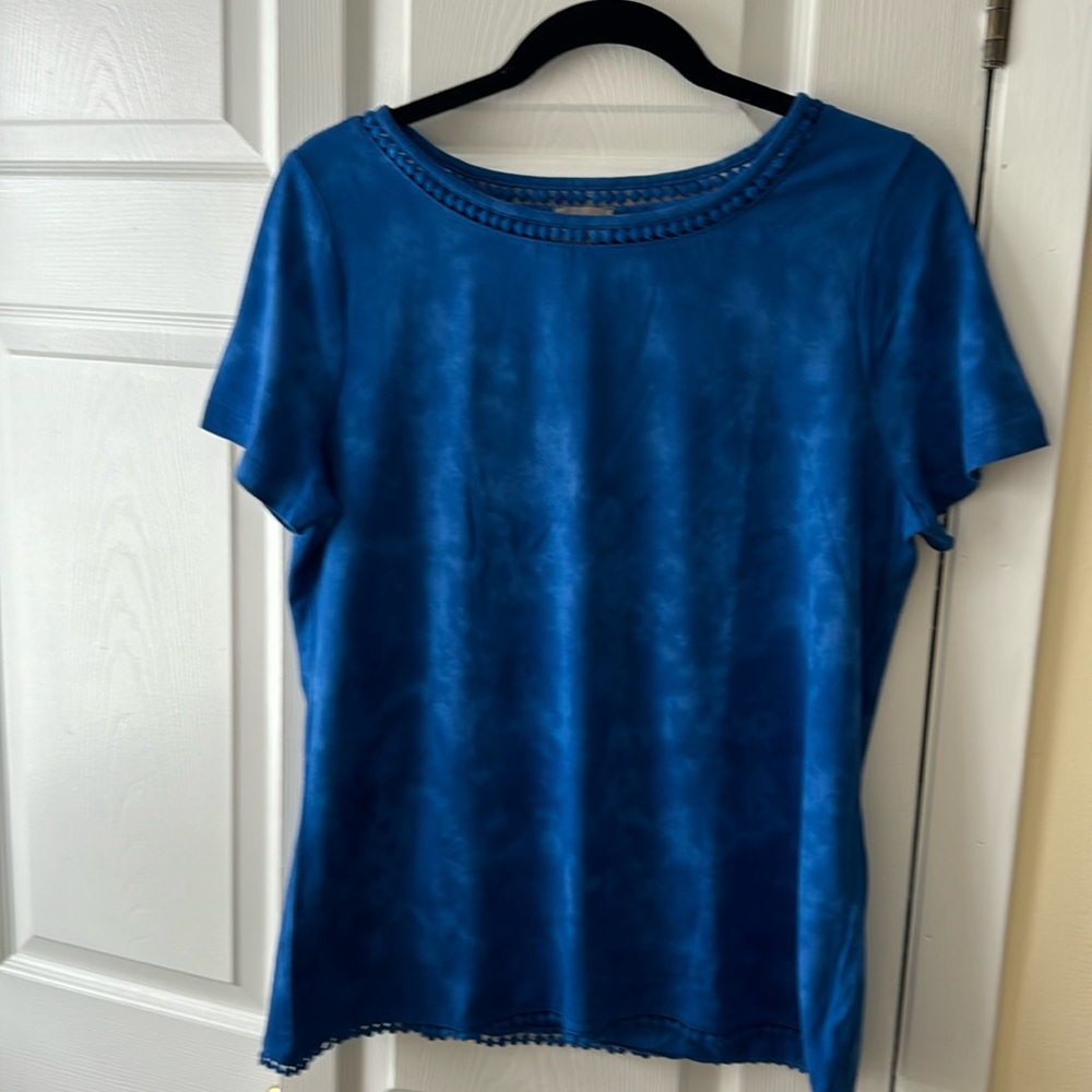 Chicos size 1 top